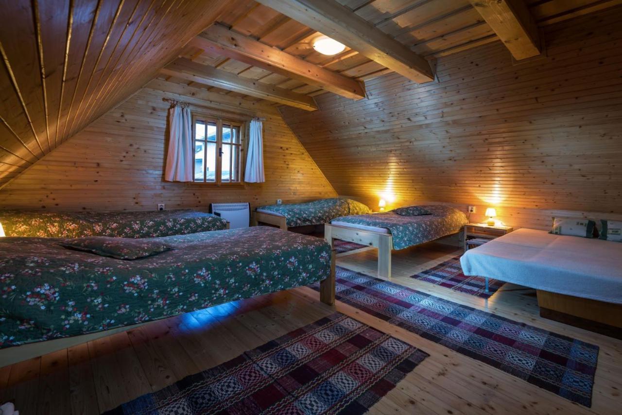 ブレズノ Drevenica Polomka, 5 Min Peso Restauracia, Ticha Ulica, Potokヴィラ エクステリア 写真